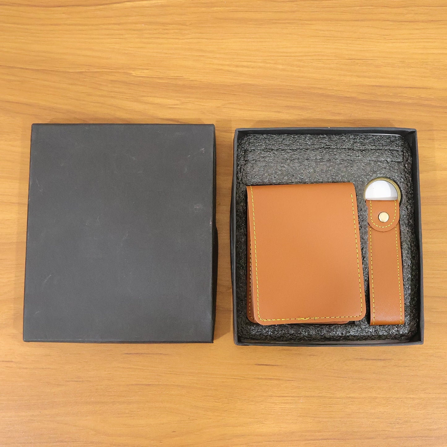 2 in 1 Men‰۪s Wallet with Keychain Holder